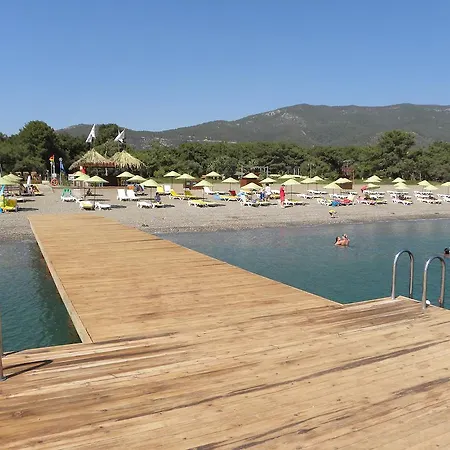 Semesteranläggning (resort) Denizati Village 4*